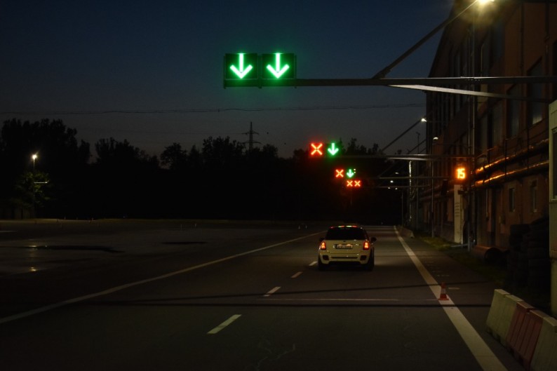 Noční škola smyku – zažijete, jaké to je mít auto pod kontrolou, když svět spí - 4h