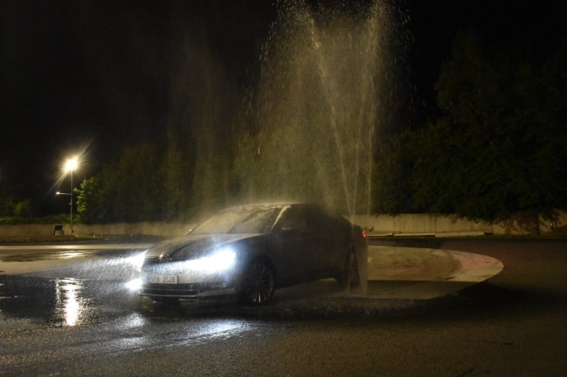 Noční škola smyku – zažijete, jaké to je mít auto pod kontrolou, když svět spí - 4h