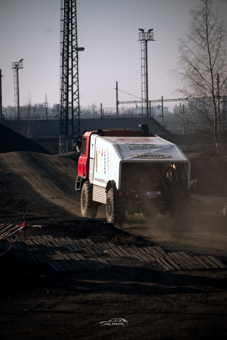 Adrenalinová jízda s Rallye speciálem Tatra 815 4x4