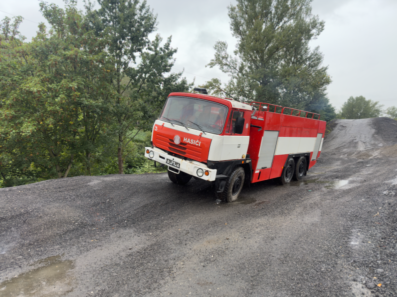 Jízda terénem v TATŘE 815 CAS32