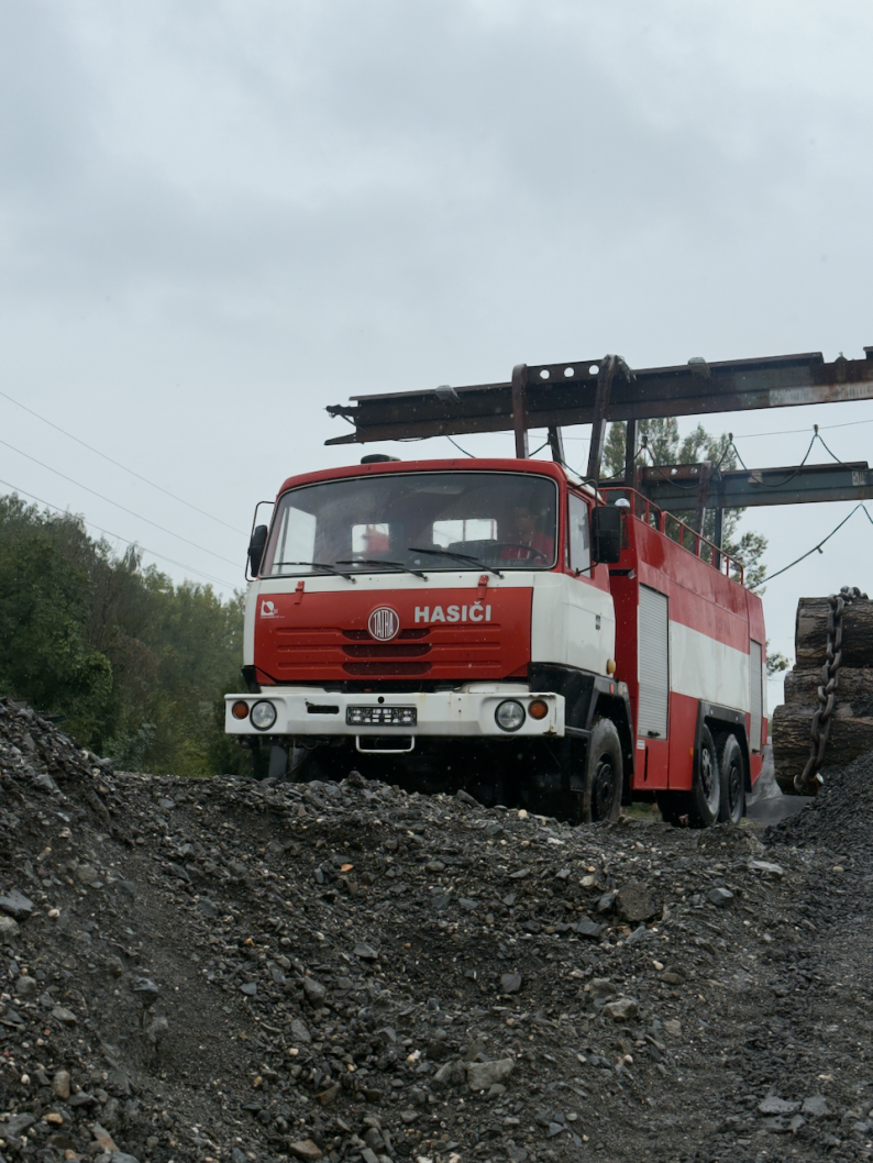 Jízda terénem v TATŘE 815 CAS32